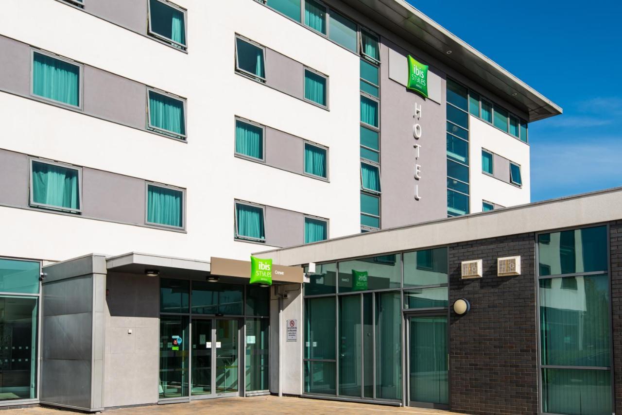 Ibis Styles Crewe Hotel Exterior photo