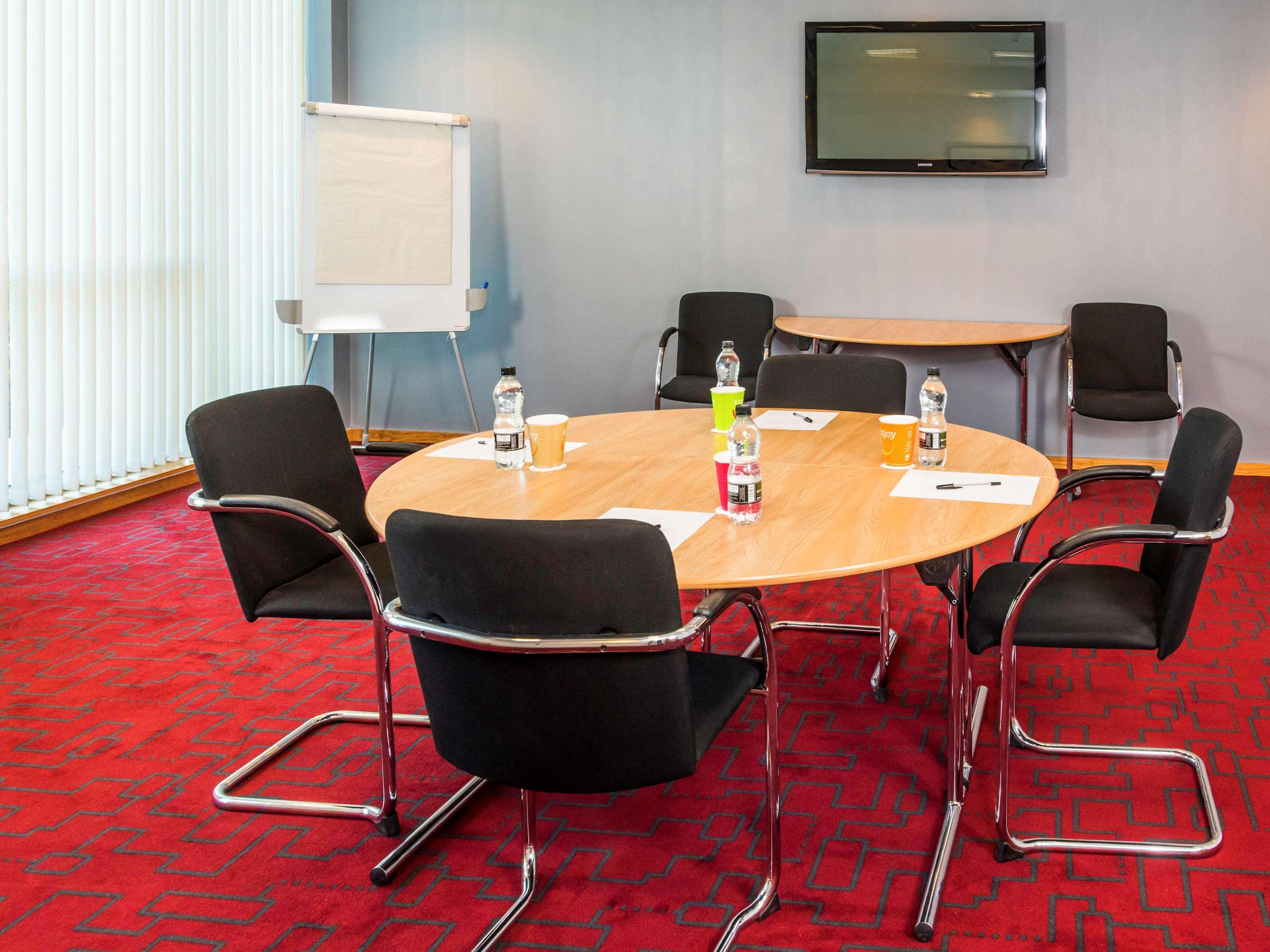 Ibis Styles Crewe Hotel Exterior photo