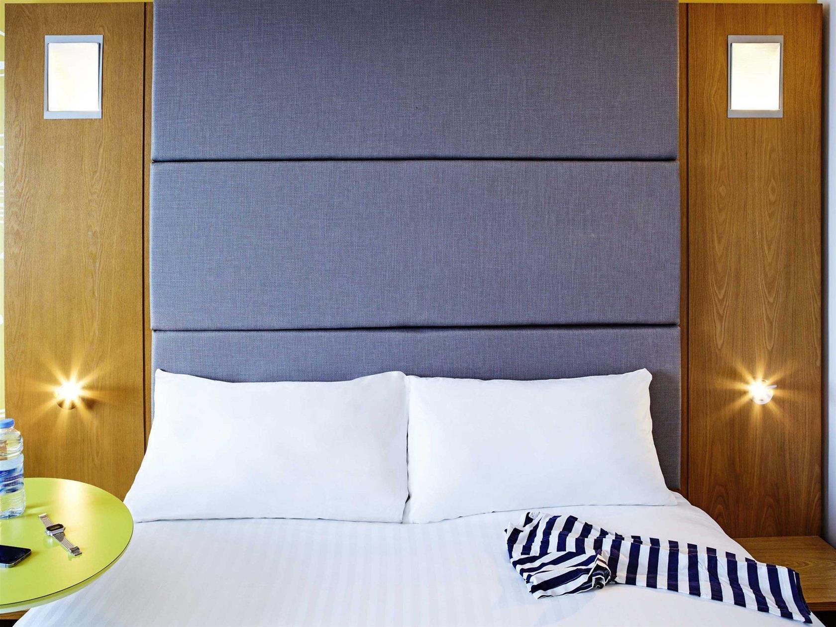 Ibis Styles Crewe Hotel Exterior photo