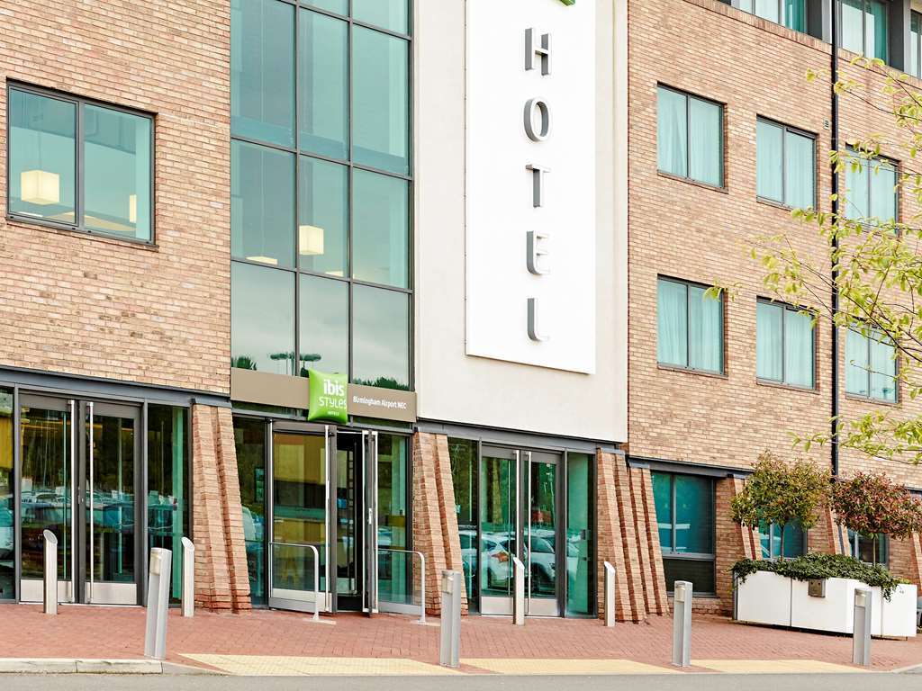 Ibis Styles Crewe Hotel Exterior photo