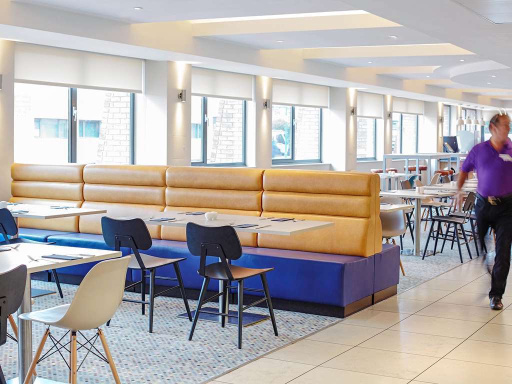 Ibis Styles Crewe Hotel Restaurant photo